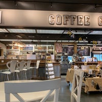 Photo prise au Coffee Guy Cafe par Sayaka J. le1/16/2022