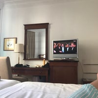 Photo taken at Melia Plaza Hotel Valencia by Lois P. on 7/19/2018