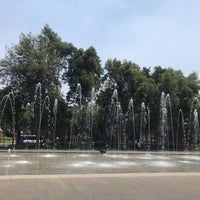 Photo taken at Parque de La Bombilla by Mariela on 4/16/2022