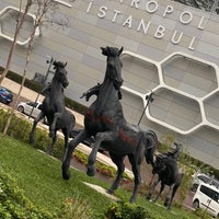Foto tomada en Metropol İstanbul AVM  por Ebru C. el 11/29/2022