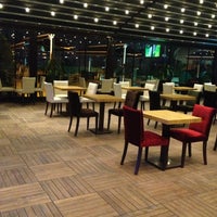 4/15/2013에 Nurullah E.님이 Atrium Teras Pub &amp;amp; Karaoke에서 찍은 사진