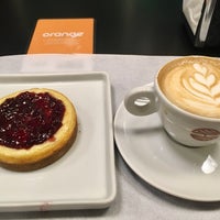 7/16/2018 tarihinde Michele R.ziyaretçi tarafından Orange Sucos &amp;amp; Café'de çekilen fotoğraf