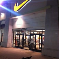 Nike Factory Store - 9 tips