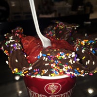 Photo taken at Cold Stone Creamery by Kasie C. on 3/30/2015