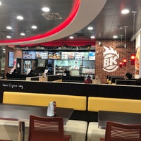 Foto scattata a Burger King da Giovanni C. il 12/19/2018