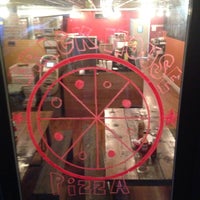 10/7/2013にOmar D.がBrickhouse Pizzeriaで撮った写真