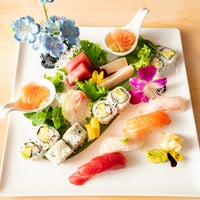 Das Foto wurde bei Sushi Oishii von Sushi Oishii am 10/2/2018 aufgenommen