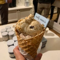 Photo taken at Molly Moon&amp;#39;s Ice Cream by Alyssa B. on 5/14/2023