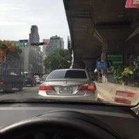 Photo taken at Duan Si Lom Intersection by PARRn on 7/21/2018