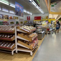 Photo taken at Makro by PARRn on 10/1/2021