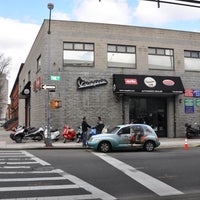 1/29/2014にVespa Brooklyn / Aprilia Brooklyn / Moto Guzzi BrooklynがVespa Brooklyn / Aprilia Brooklyn / Moto Guzzi Brooklynで撮った写真