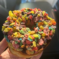 Photo taken at Randy&amp;#39;s Donuts by Ren E. on 5/5/2024