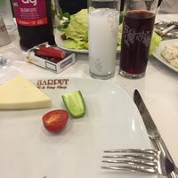 Foto scattata a Ataköy Bahçem Restaurant da Sedat B. il 11/11/2016