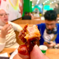 Review MOG Food Court