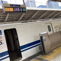 Photo taken at Platforms 18-19 by 自由人🍺⚽✈️🚄✈️ 　. on 4/2/2024