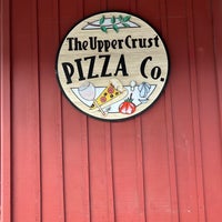 Foto tomada en Upper Crust Pizza Co.  por Erin L. el 5/27/2023