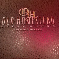 Photo taken at Old Homestead Steakhouse by Leonardo T. on 11/15/2021