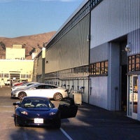 Tesla Motors - Auto Dealership