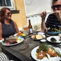 6/14/2014 tarihinde Claus V.ziyaretçi tarafından Restaurant Gilleleje Havn'de çekilen fotoğraf