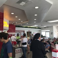Photo taken at In-N-Out Burger by Mike T. on 7/26/2018