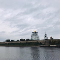 Photo taken at Церковь Успения Пресвятой Богородицы с Пароменья by Galina D. on 10/6/2018