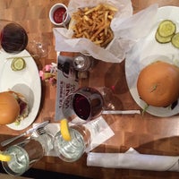 Photo taken at Zinburger Wine &amp;amp; Burger Bar by Filiz V. on 12/13/2014