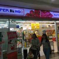 Photo taken at Super Indo by Muhamad M. on 3/11/2019