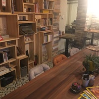 Photo taken at Inception Coffee by Deniz Ç. on 8/8/2018