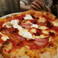 10/6/2018 tarihinde Sapore V.ziyaretçi tarafından Ristorante Pizzeria Sapore Vero'de çekilen fotoğraf