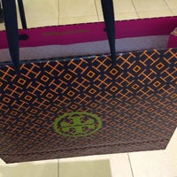Tory Burch - Fashion Outlets of Chicago