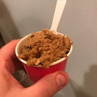 10/7/2018 tarihinde Aaron C.ziyaretçi tarafından No-Baked Cookie Dough'de çekilen fotoğraf