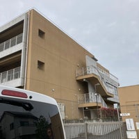 Photo taken at 給田小学校 by おやじ on 4/24/2022