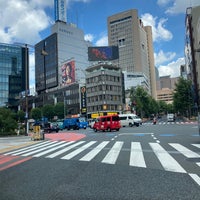 Photo taken at 駿河台下交差点 by おやじ on 8/8/2022