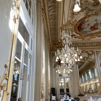 Photo taken at Le Restaurant du Musée d&amp;#39;Orsay by Jing L. on 6/1/2023