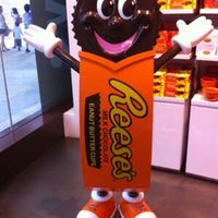 Photo taken at Hershey’s Chocolate by Maxi Mahadir A. on 12/9/2012