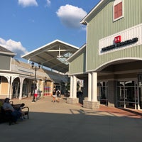 Foto scattata a Tanger Outlets Pittsburgh da Mohammed il 7/26/2019