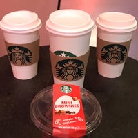 Photo taken at Starbucks by 𒆜 𝓞̈𝔃𝓵𝓮𝓶 . on 10/18/2022