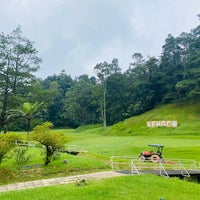 Photo taken at Kelab Golf Bukit Fraser by a s n a w i on 1/20/2024