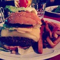 5/11/2013 tarihinde Paris Burger O.ziyaretçi tarafından Danny Hills'de çekilen fotoğraf