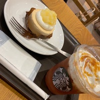 Photo taken at Starbucks by のあ on 10/15/2021