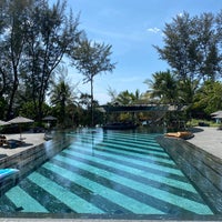 Foto tomada en Baba Beach Club Phuket Luxury Hotel  por Kerem S. el 3/7/2021