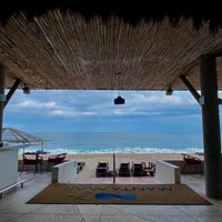 6/4/2023 tarihinde Pericles P.ziyaretçi tarafından Mantamar Beach Club • Bar &amp;amp; Grill'de çekilen fotoğraf