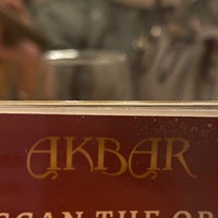 Photo prise au Akbar Indian Restaurant par N le8/2/2022