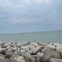 Photo taken at Mentor Beach Park by Cecilia X. on 6/8/2023