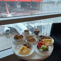 Photo taken at Qantas Domestic Business Lounge by Alan S. on 2/1/2022