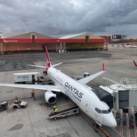 Photo taken at Qantas Domestic Business Lounge by Alan S. on 10/25/2023