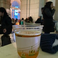 Photo taken at Shake Shack by Chepo L. on 12/22/2019