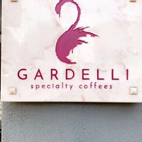 Foto tomada en Gardelli Specialty Coffees  por عبدالله el 1/23/2022