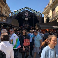 Photo taken at Mercat de Sant Josep - La Boqueria by Veronica T. on 4/17/2018