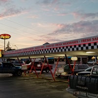Photo taken at Boomer&amp;#39;s Drive-In by Robstar G. on 6/20/2018